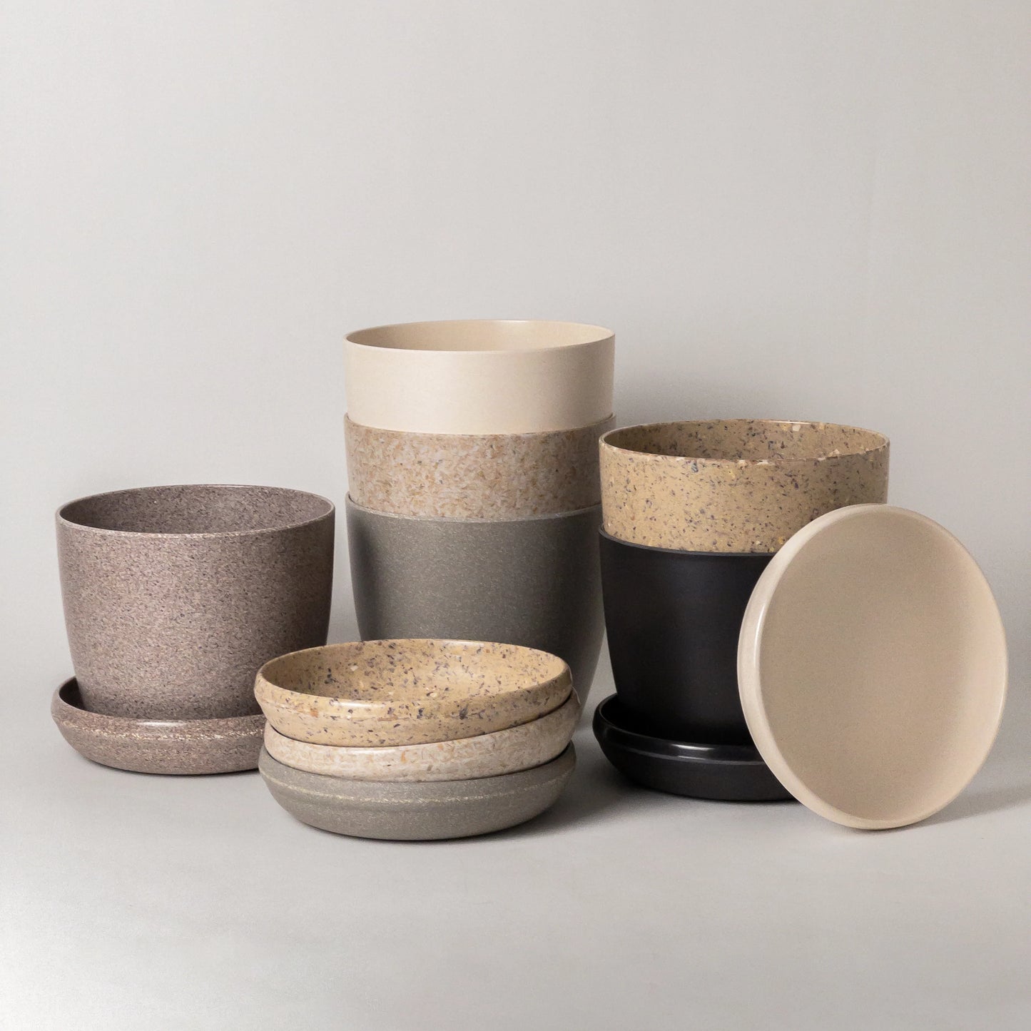 Bio-Fiber Earth Planter 7"